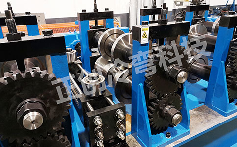 汽車(chē)車(chē)廂板設(shè)備有哪些優(yōu)勢(shì)？