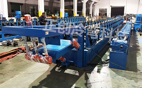 車(chē)廂板生產(chǎn)設(shè)備流程以及特點(diǎn)